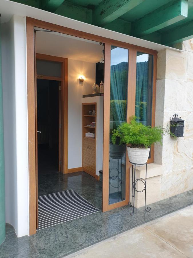 Pension Paloma - 오이아츠준 외부 사진